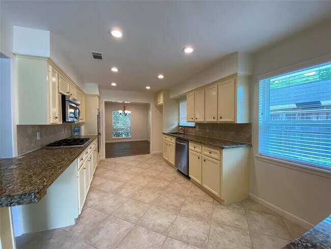 Building Photo - 5330 Wigton Dr
