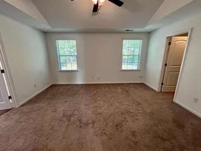 Building Photo - Welcome to the heart of Chapin!