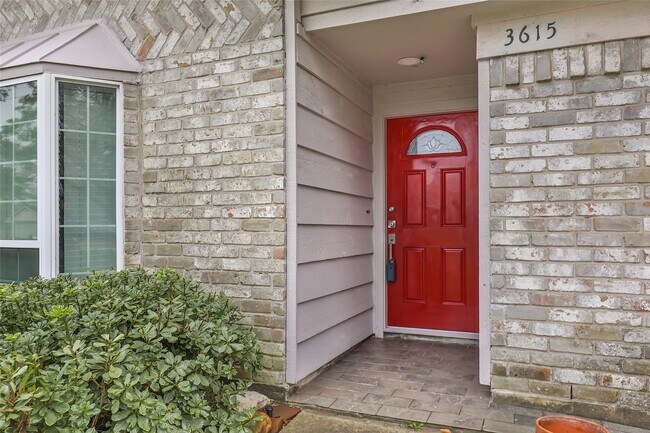 Building Photo - 3615 Acorn Springs Ln