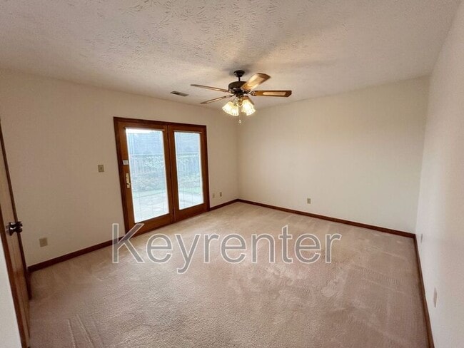 Building Photo - 857 Spinnaker Rd