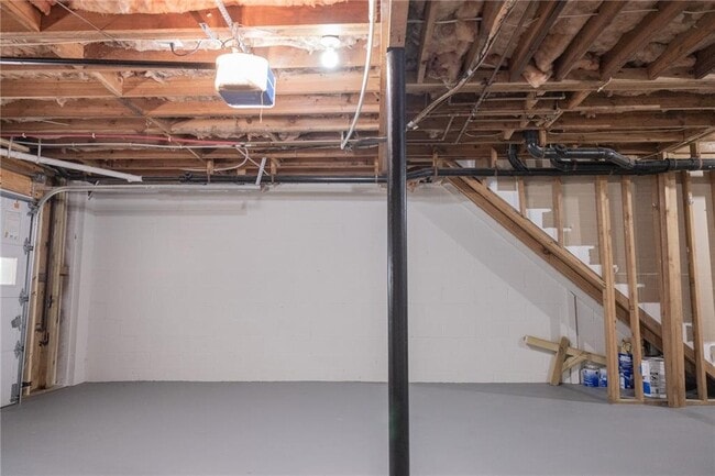 Building Photo - 147 Hunters Cove