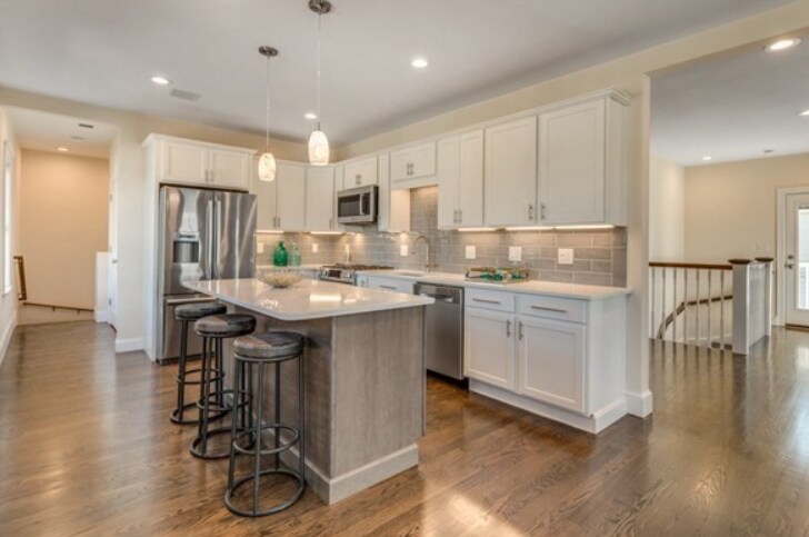 Building Photo - 107 Warren St