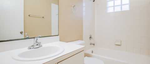 Building Photo - 11165 NW 34th Ct