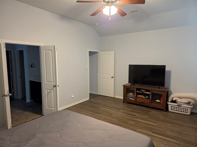 Building Photo - 2514 Copper Fields Dr