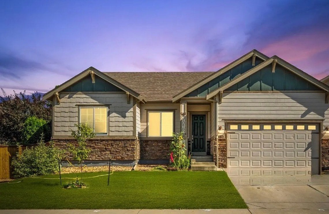 Building Photo - 882 Jenny Ln