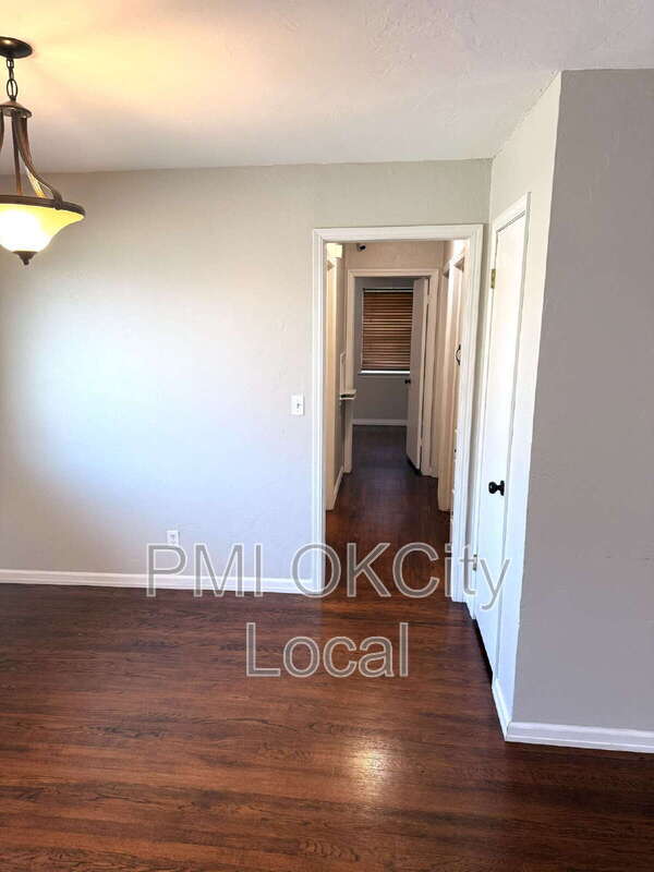 Building Photo - 3025 NW 67th St