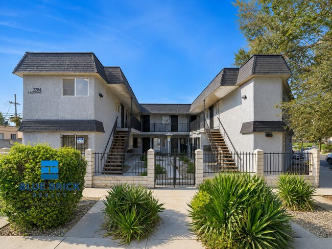 Building Photo - 2204 W Slauson Ave