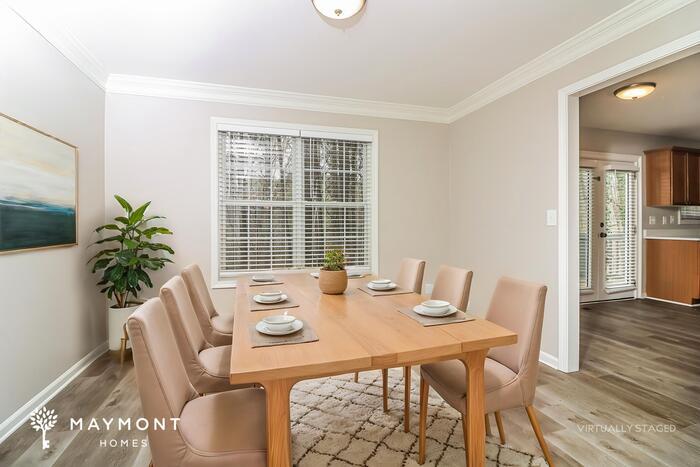 Building Photo - 113 Whispering Ct