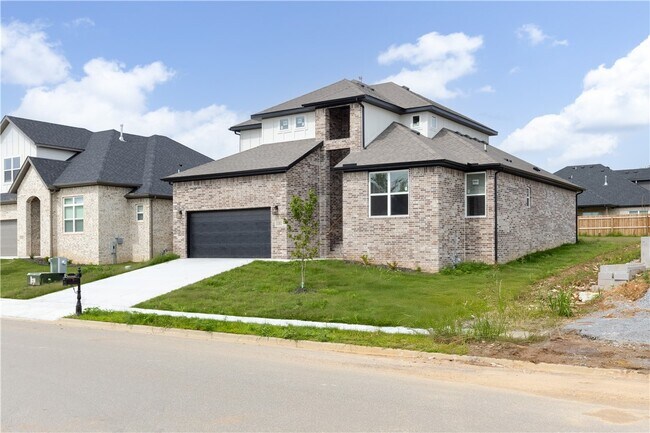 Building Photo - 1121 Whistler St