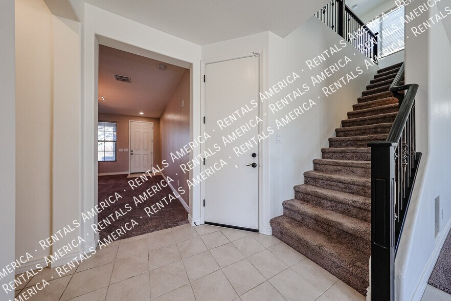 Building Photo - 22483 N 95th Dr