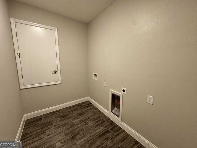 Building Photo - 108 Brookshire Grn Ct