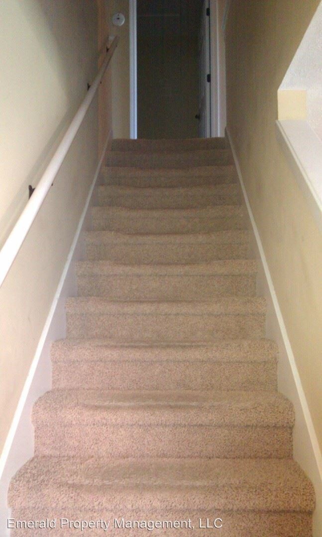 Building Photo - 4 br, 2.5 bath House - 509 Brookmont