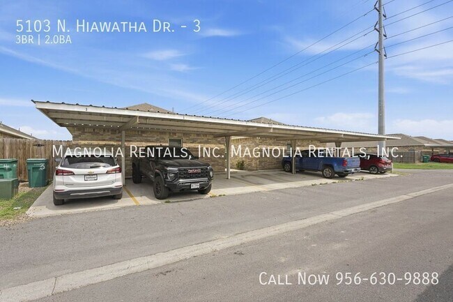 Building Photo - 5103 N Hiawatha Dr