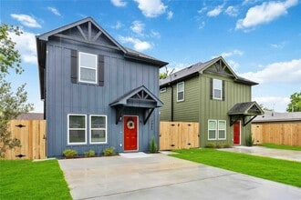 Building Photo - 7946 Fields St
