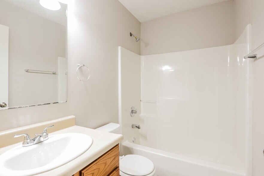 Building Photo - 5314 Claybrooke Dr