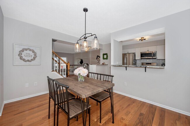 Building Photo - 509 Sugarbush Cir
