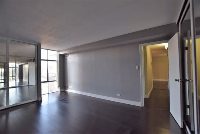 Building Photo - 1313 N Williams St
