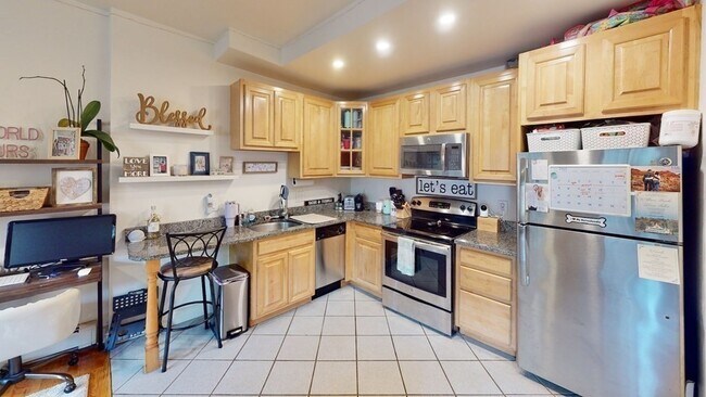 Primary Photo - 35 Greenwich Park