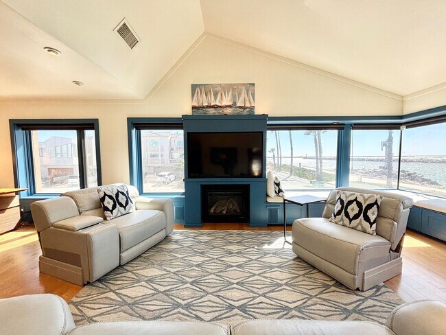 Building Photo - 2524O- Amazing Waterfront | FURNISHED