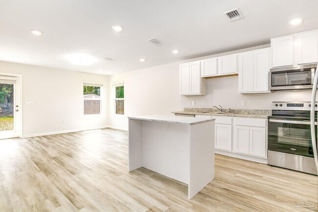 Building Photo - 6323 June Bug Dr