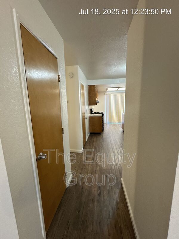 Building Photo - 1328 S Rossmoor St