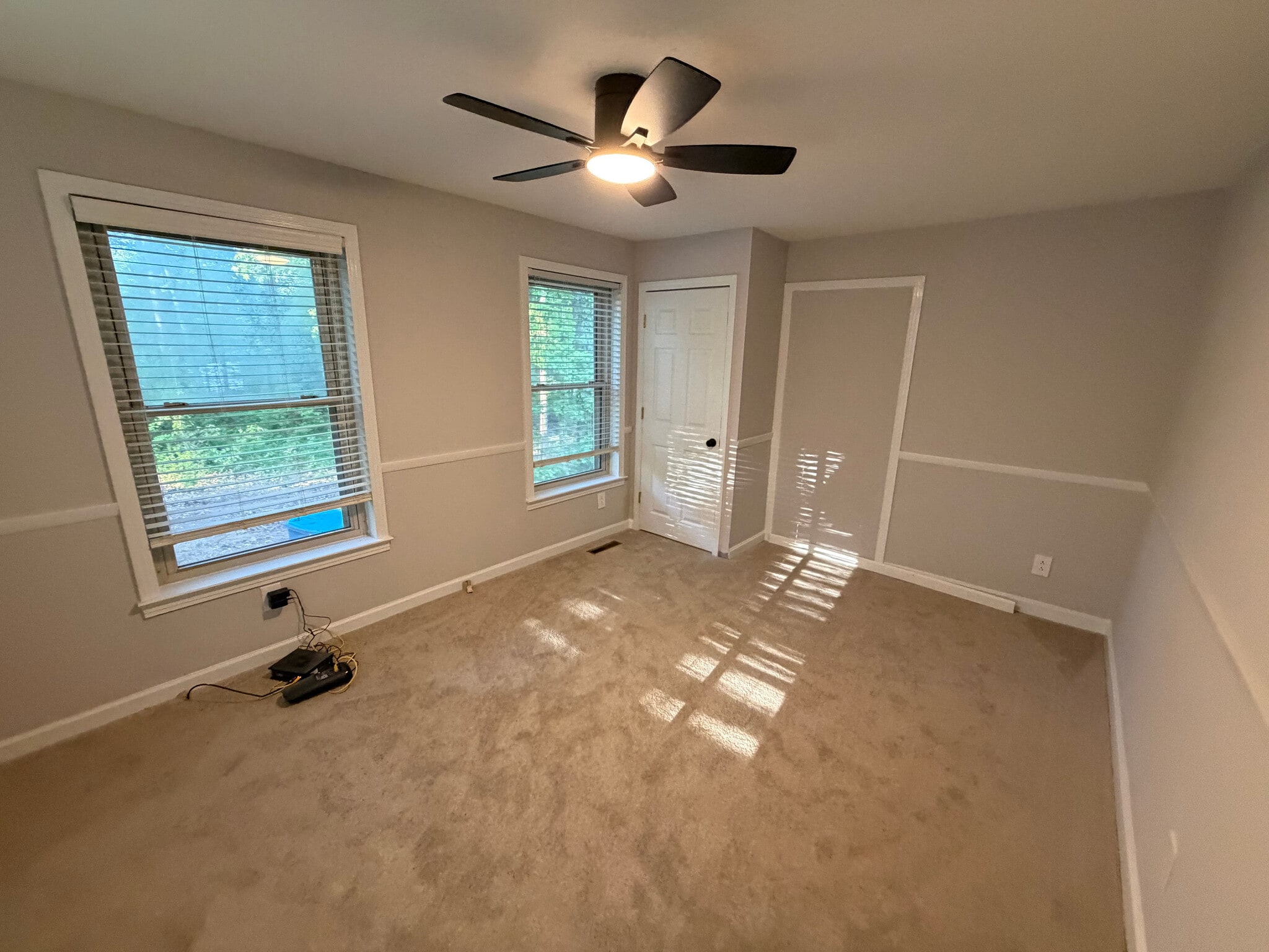 Building Photo - Room in House on Cox Mill Rd