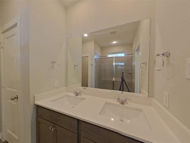 Building Photo - 2505 Finch Holw Dr