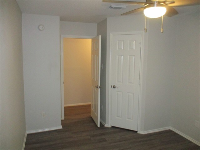 Building Photo - 6303 Tall Canyon Ct