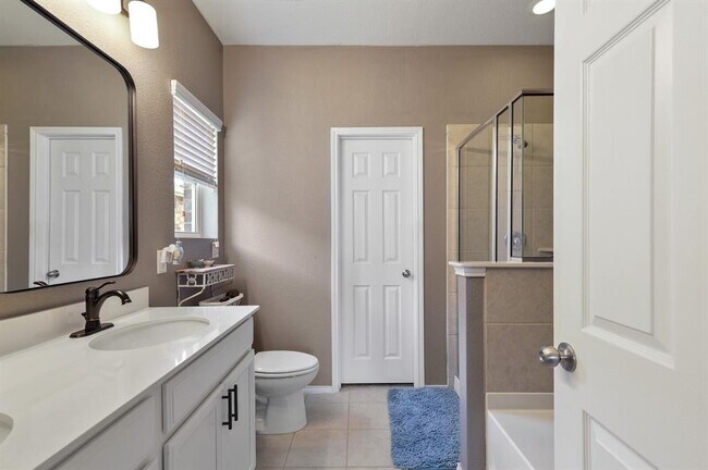 Building Photo - 3129 Adrian Creek Dr