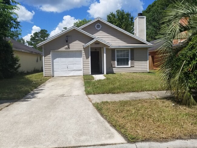 Primary Photo - 3 Bed 1 Bath Home