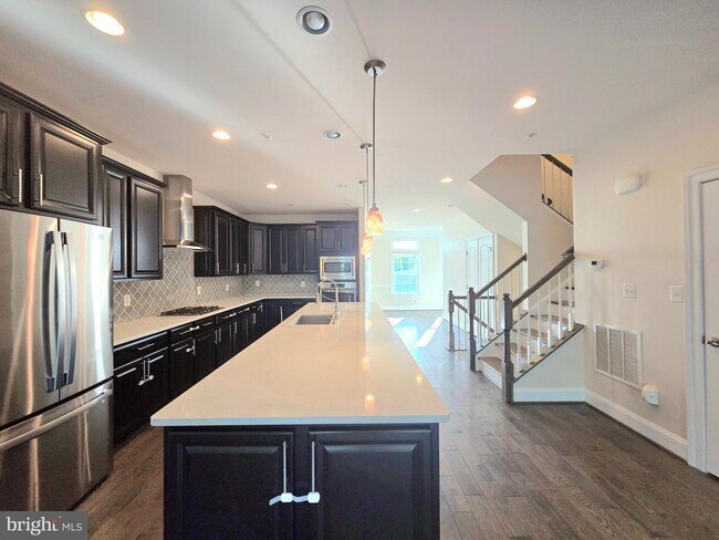 Building Photo - 5415 Stream Bank Ln
