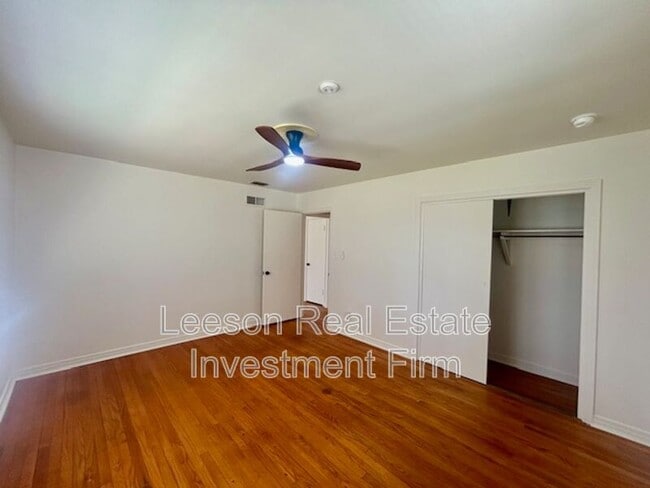 Building Photo - 154 Southfield Rd