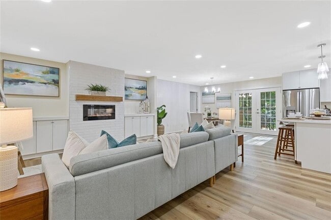 Building Photo - 2856 Bay Leaf Dr SE