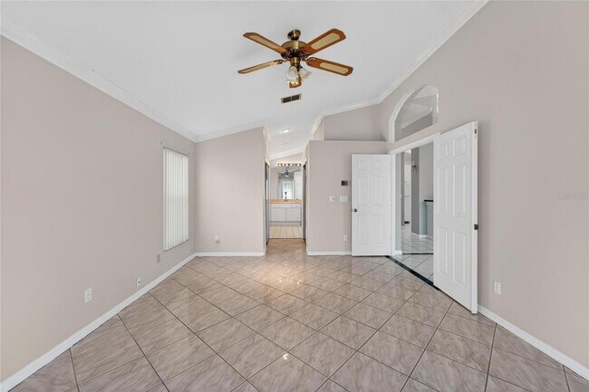 Building Photo - 4517 Oak River Cir