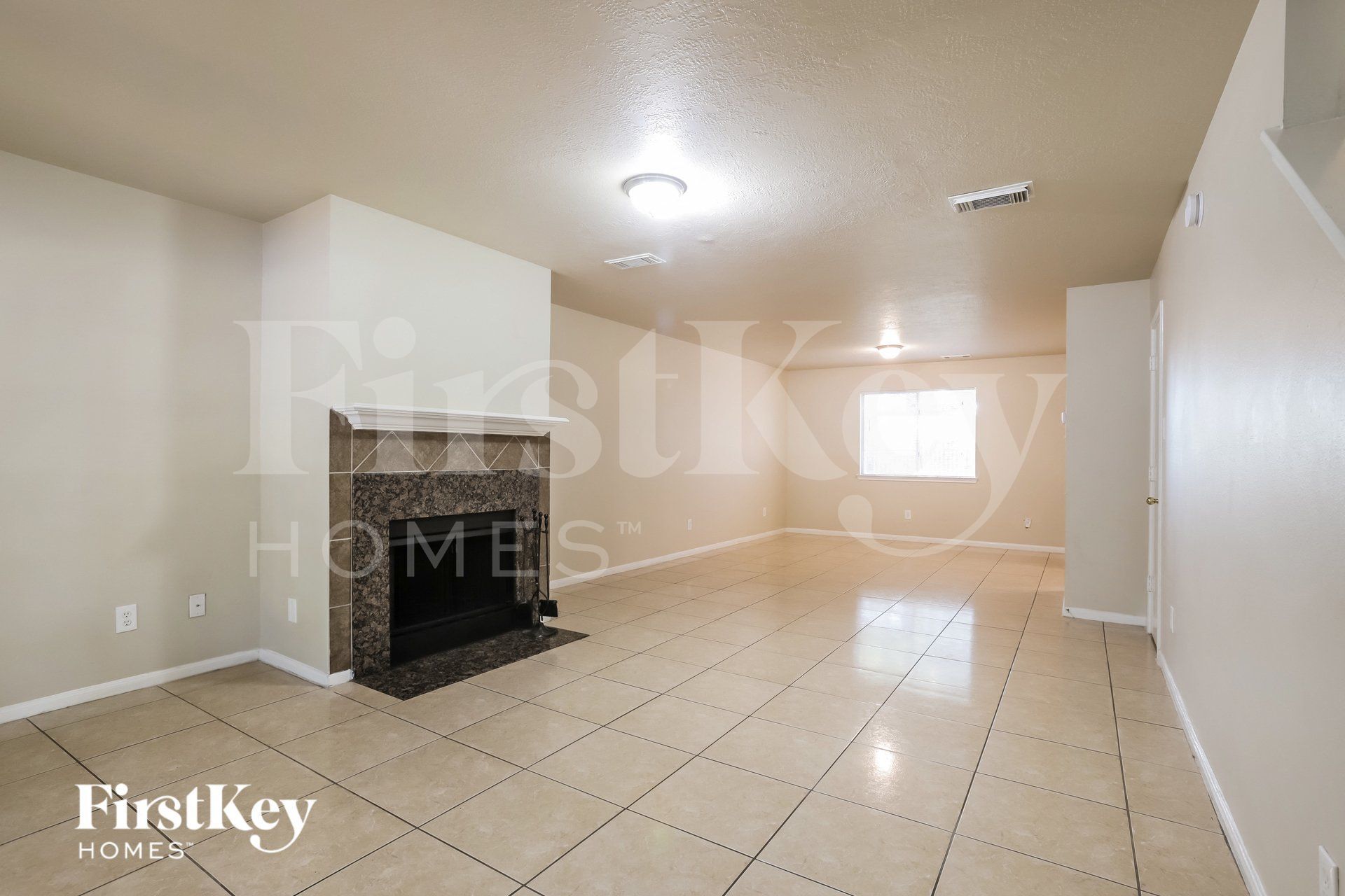 Building Photo - 19931 Arrowsmith Dr