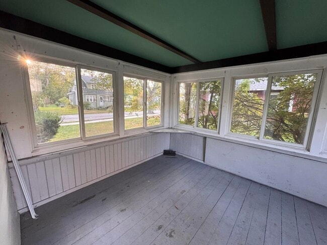 Building Photo - 16 Belmont Ave