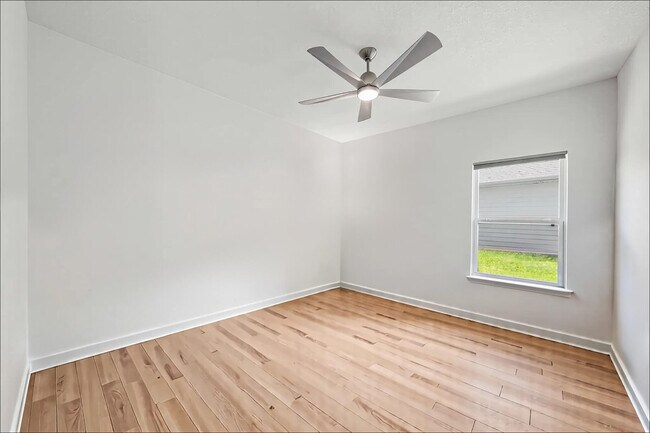 Building Photo - 157 JRS Wy