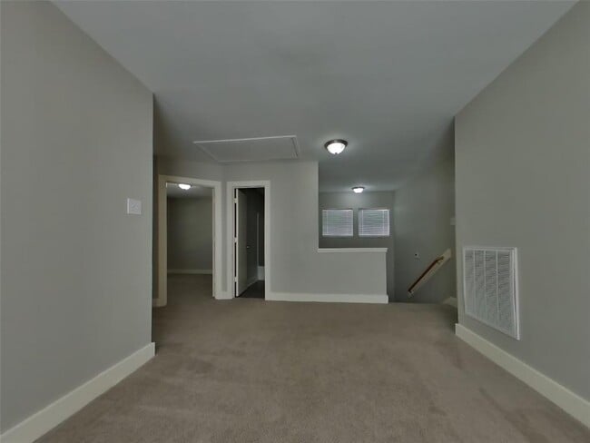 Building Photo - 15839 S Alley Ct
