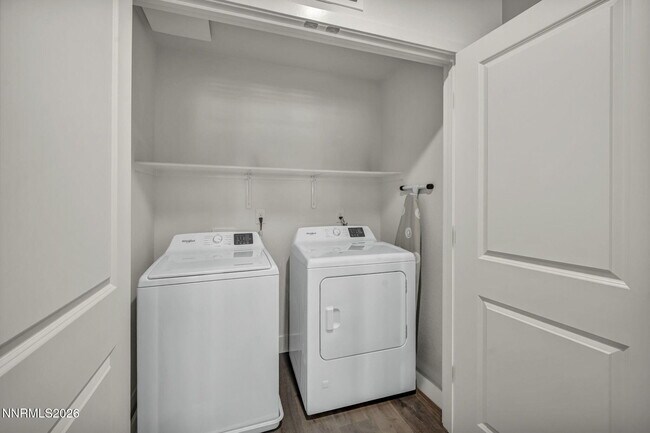 Building Photo - 1634 Icelandic Wy