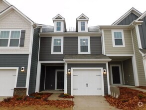 Building Photo - Beautiful 3BR/2.5BA Townhouse located in K...
