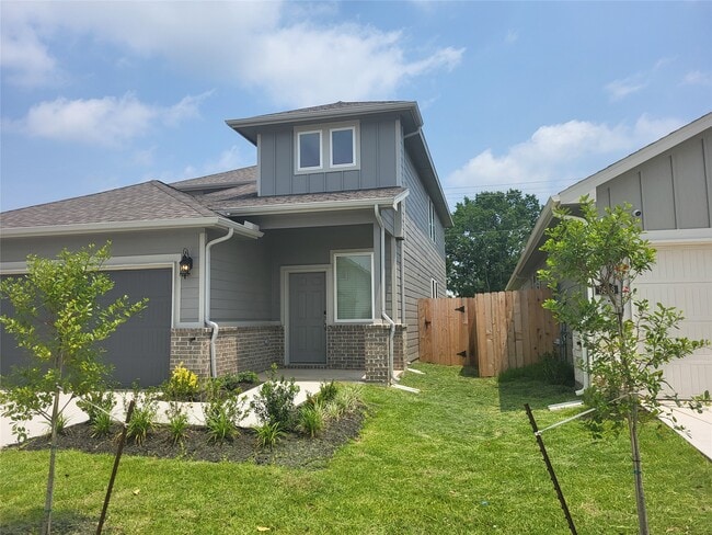 Building Photo - 5611 Madden Ln