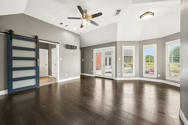 Building Photo - 1380 Meandro Ria Ln