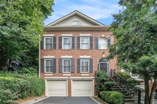 Primary Photo - 1735 Peachtree St NE