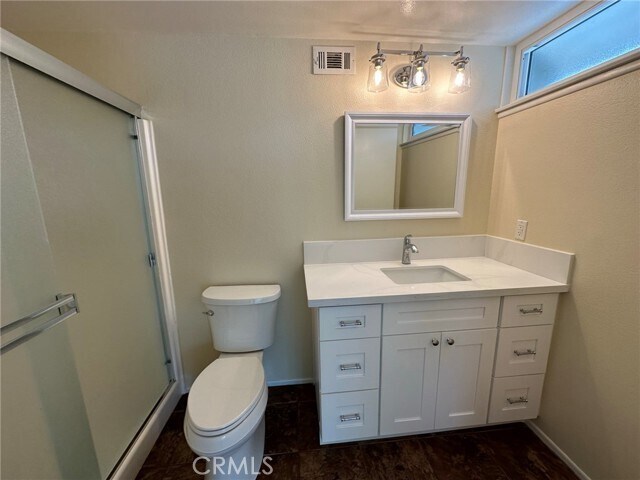 Building Photo - 1155 Currier Ave