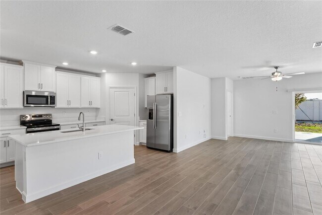 Building Photo - 6692 Homebound Wy