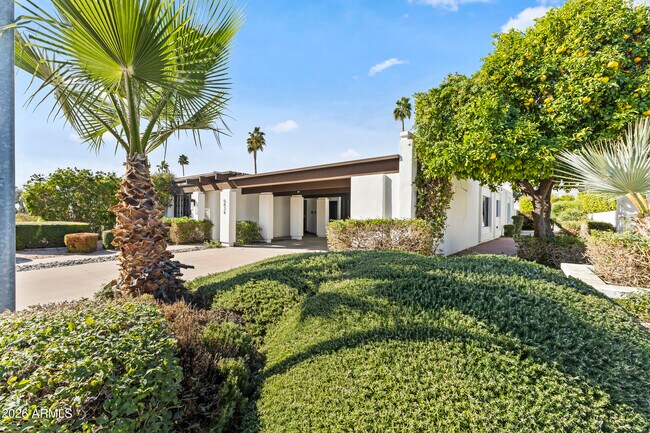 Building Photo - 6834 N 72nd Pl