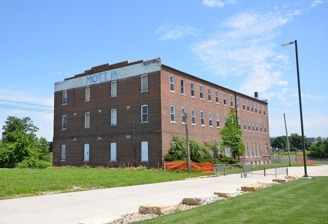 Building Photo - Mott Lofts