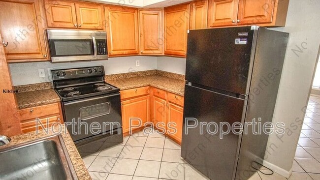 Building Photo - 244 Mardi Gras Dr