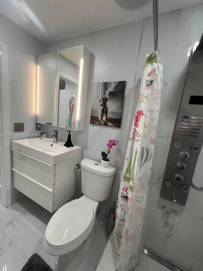 Building Photo - 11501 NW 89th St