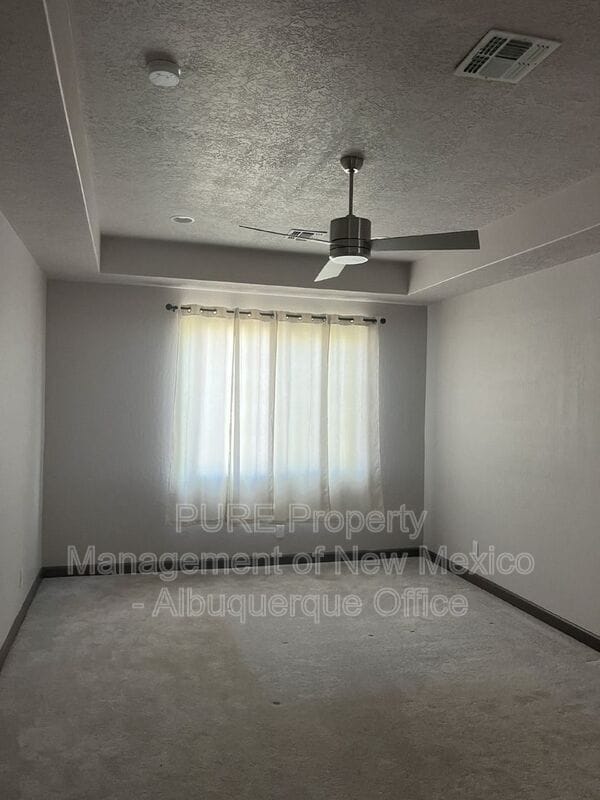 Building Photo - 5913 Witkin St SE